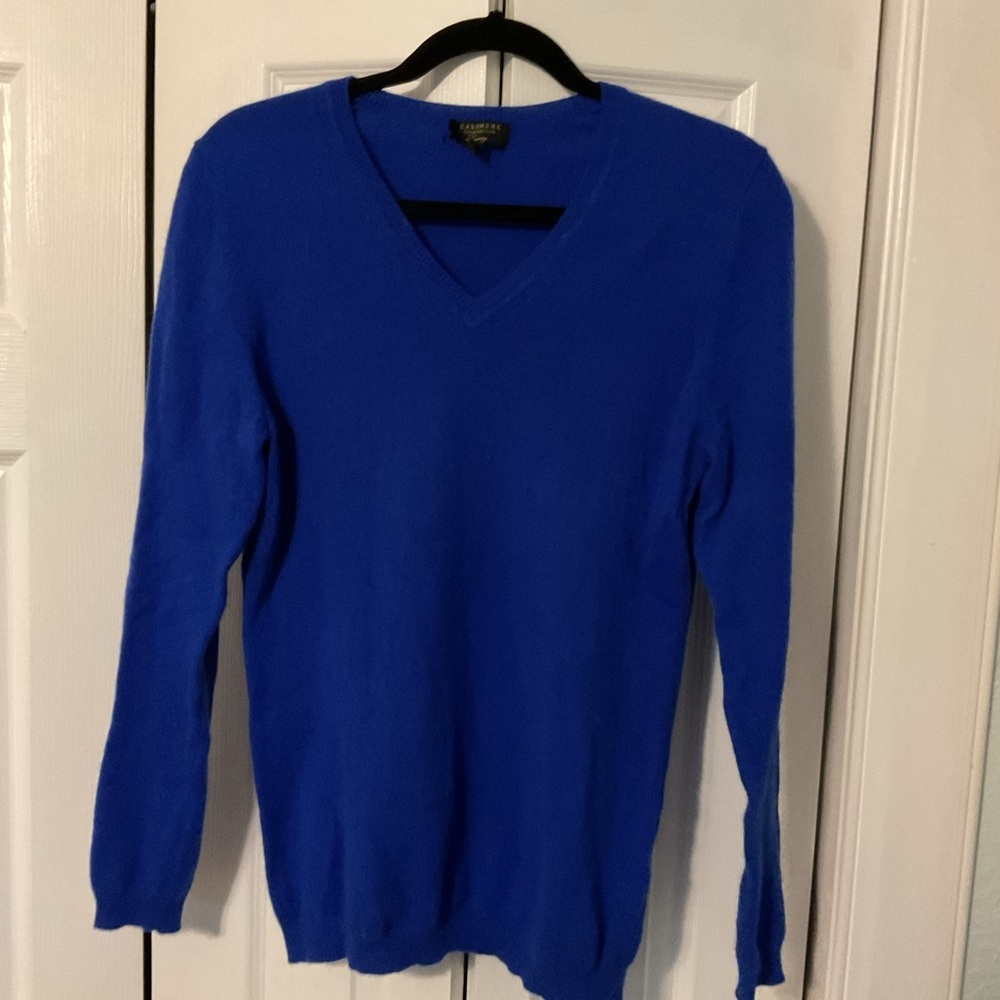 Cashmere sweater